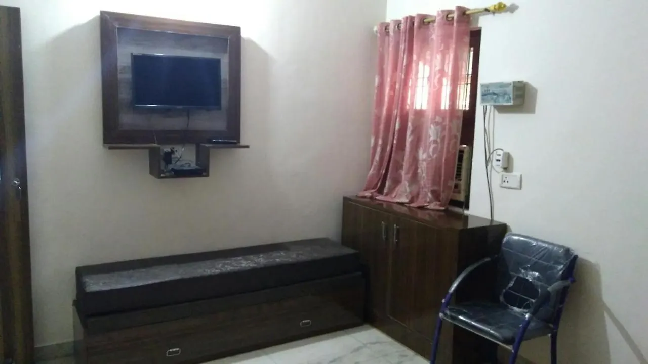 Basil Inn Home Stay Walking Distance From Taj Mahal Agra Agra  Homestay Agra (Uttar Pradesh)