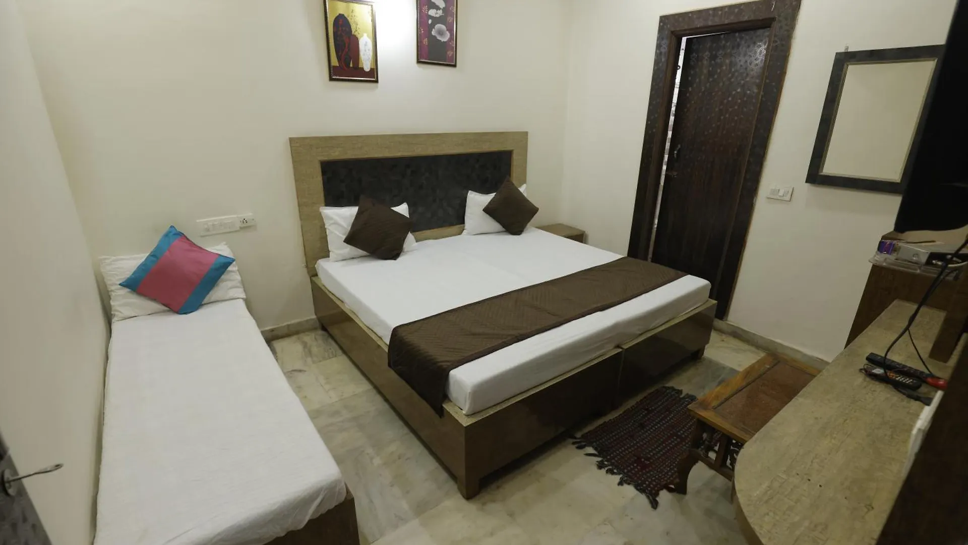 Basil Inn Home Stay Walking Distance From Taj Mahal Agra Agra  0*, Agra (Uttar Pradesh)